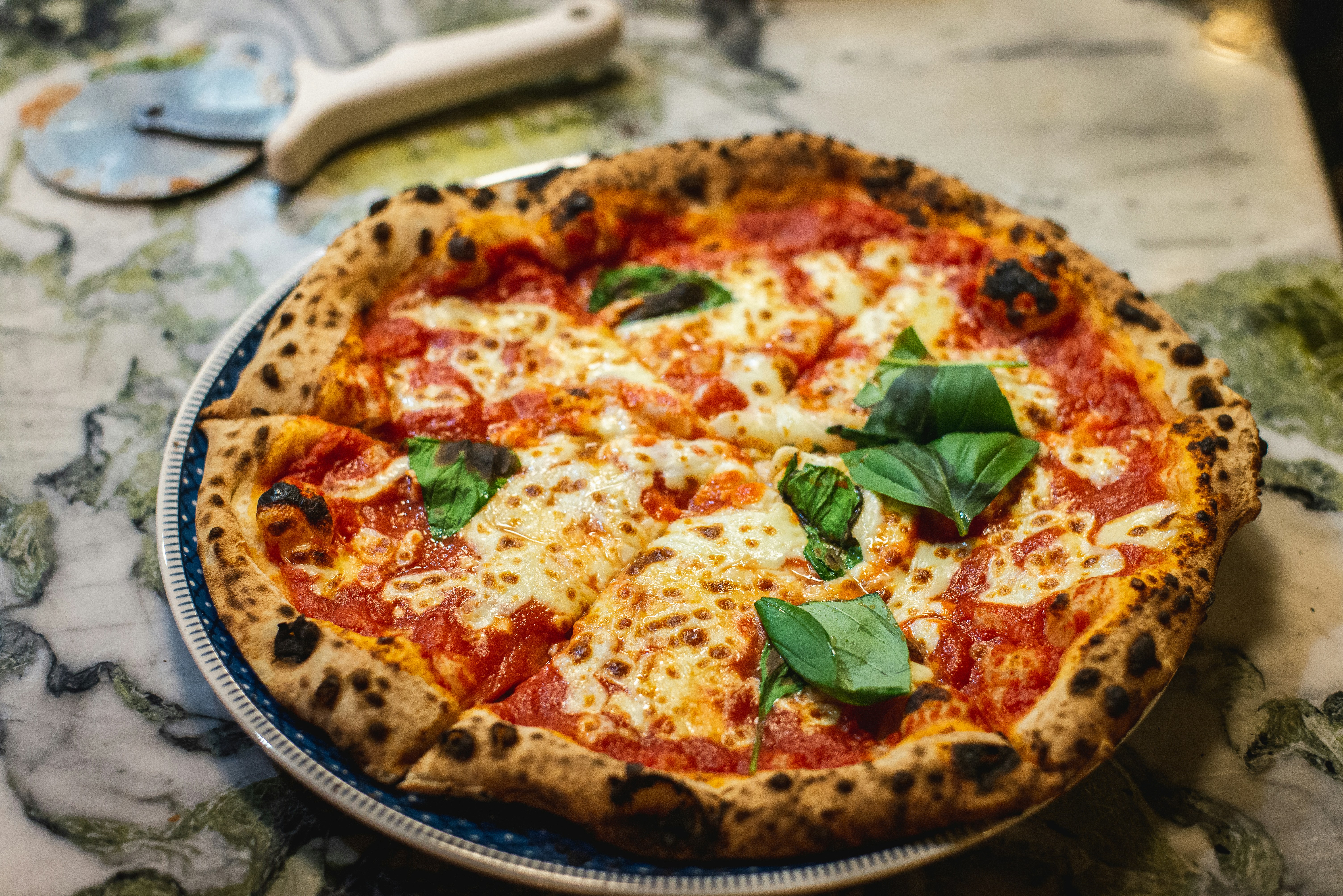 Pizza aus dem Steinofen